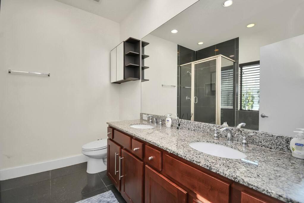 3Br/3.5Ba Three Story East Downtown Townhouse With View Villa Houston Ngoại thất bức ảnh